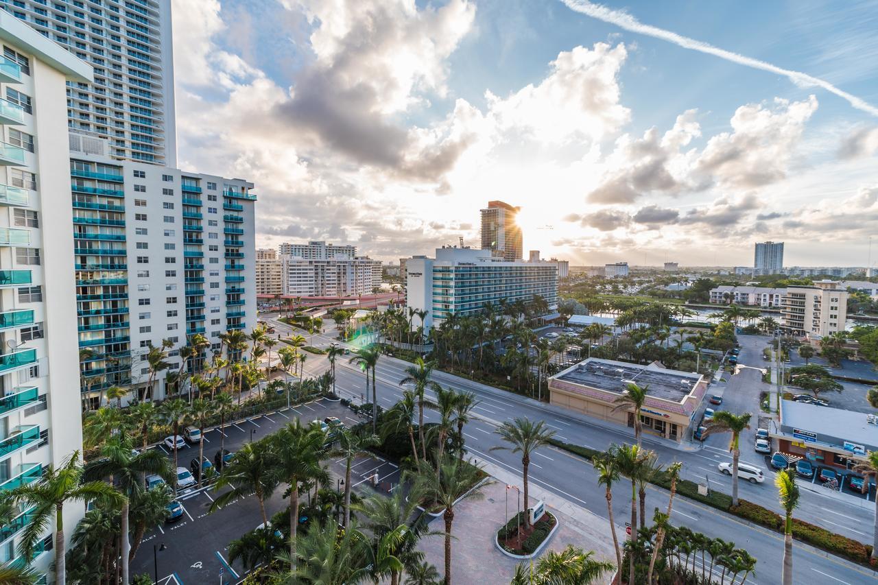 Tides Hollywood Apartments Fort Lauderdale Exterior foto